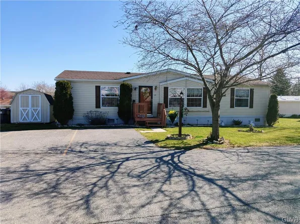 4401 Grey Wolf Ln N, Orefield, PA 18069