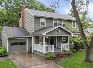 7117 Cedar St, Prairie Village, KS 66208