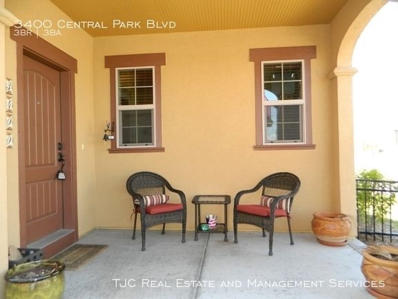2nd image of 3400 N Central Park Blvd
