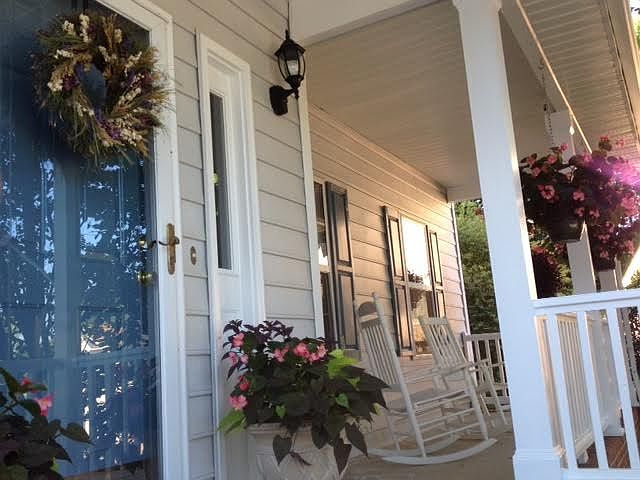 2nd image of 1102 Maubrey Ct