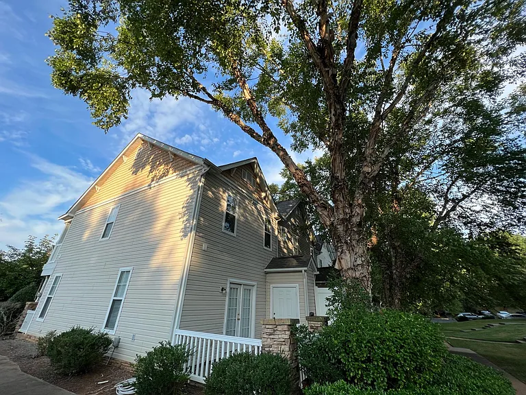 14906 Scothurst Ln — Photo 3