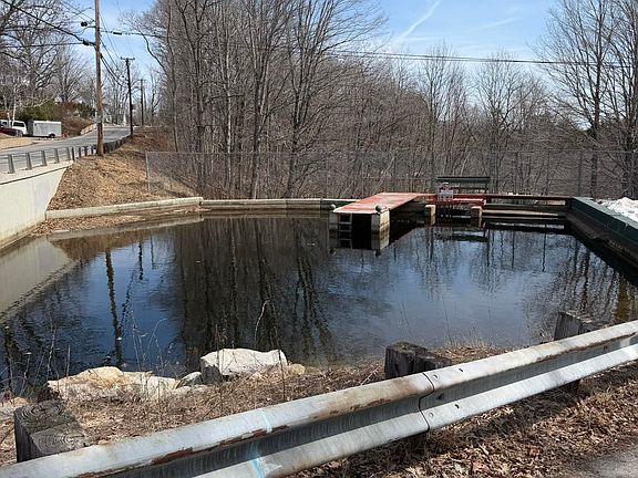 5th image of 119 Moultonville Road