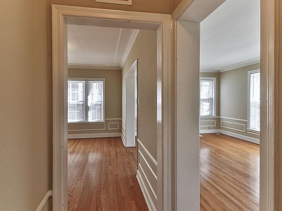 4th image of 7545 Oxford Dr APT 1E
