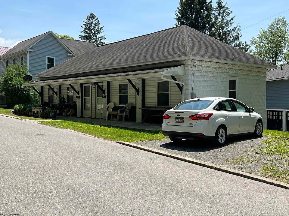 1st image of 249 Boundary Ave
