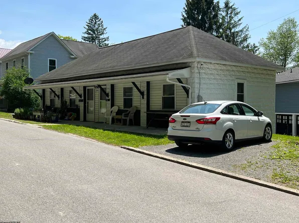 249 Boundary Ave, Elkins, WV 26241