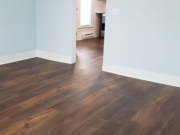 3rd image of 316 E High St #318