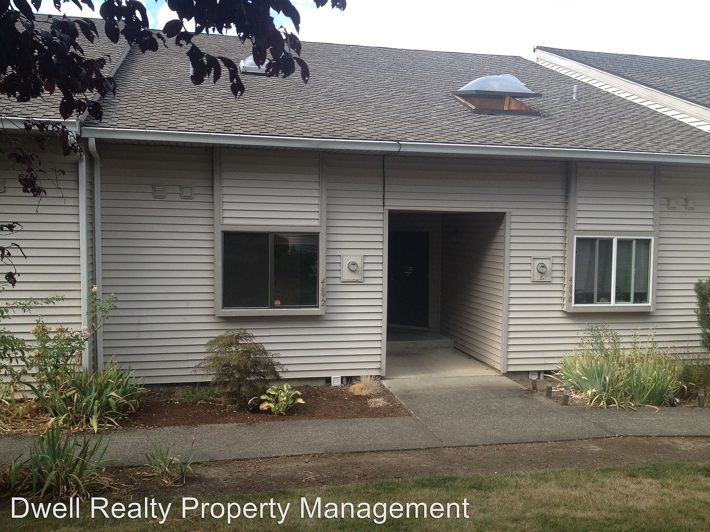 4692 Sw Comus Pl Portland Or 97219 Zillow