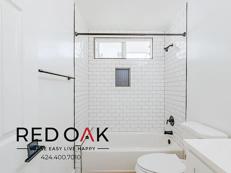 1540 W 145th St #14 — Photo 15