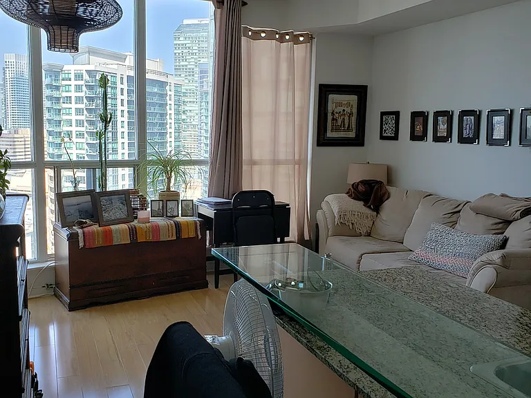 8 York St #3113 — Photo 4
