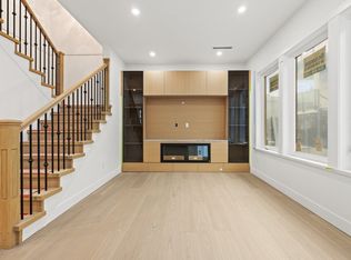 5115 Buxton St #4, Burnaby, BC