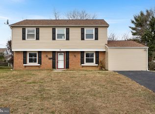 15 Marblestone Ln, Willingboro, NJ 08046