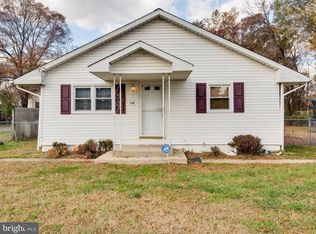 440 Maple Ln NW, Glen Burnie, MD 21061