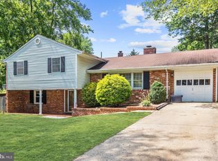 7926 Jansen Dr, Springfield, VA 22152