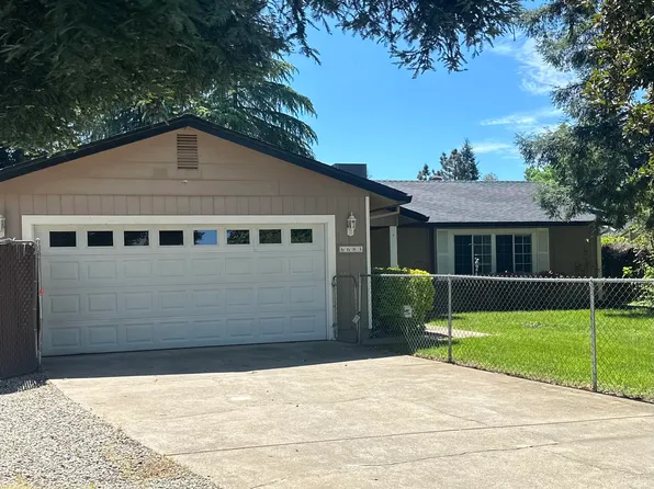 6683 Creekside St, Redding, CA 96001