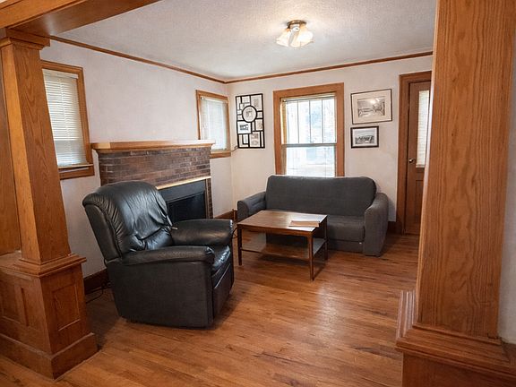 3rd image of 203 E Davis Ave House Ann
