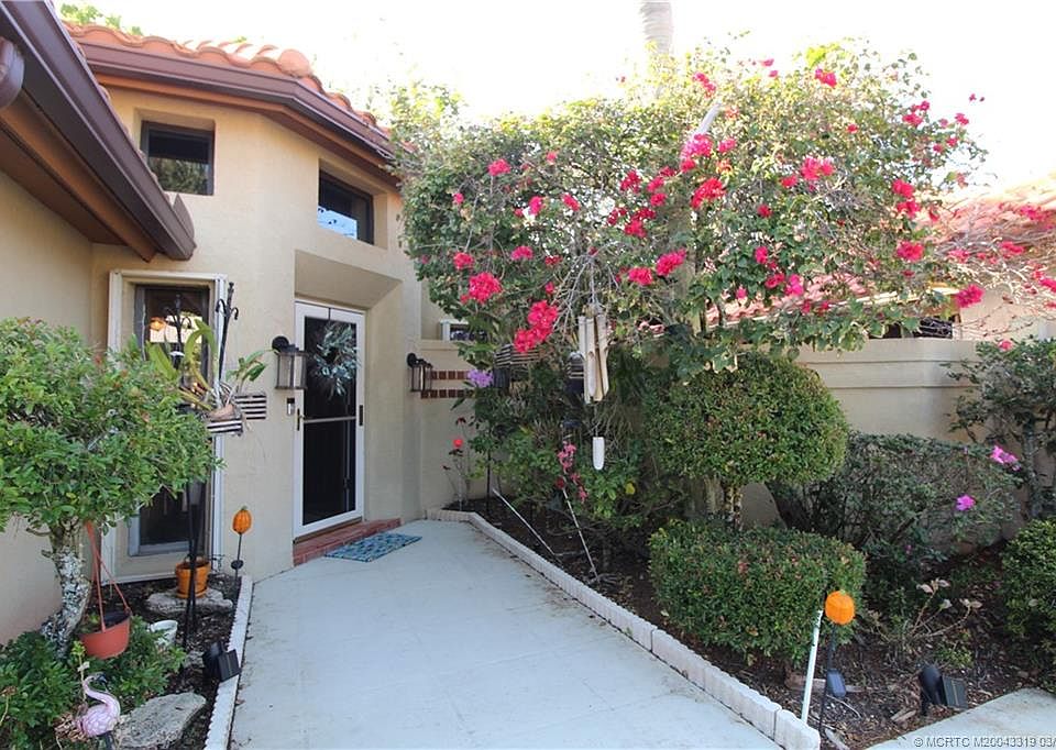 1st image of 2730 SW Mariposa Cir