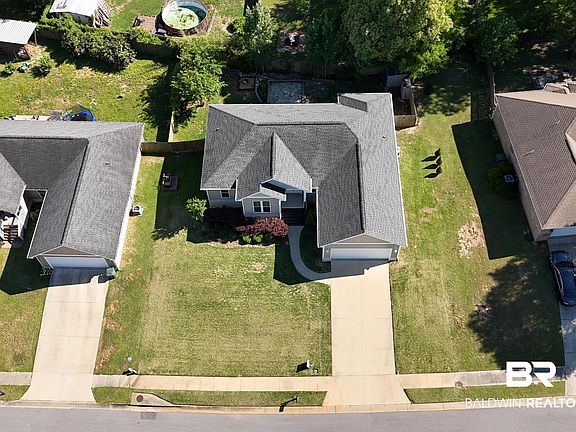 3rd image of 114 Timberline Ct