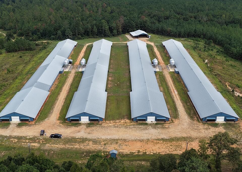 1st image of 640 County Road 20