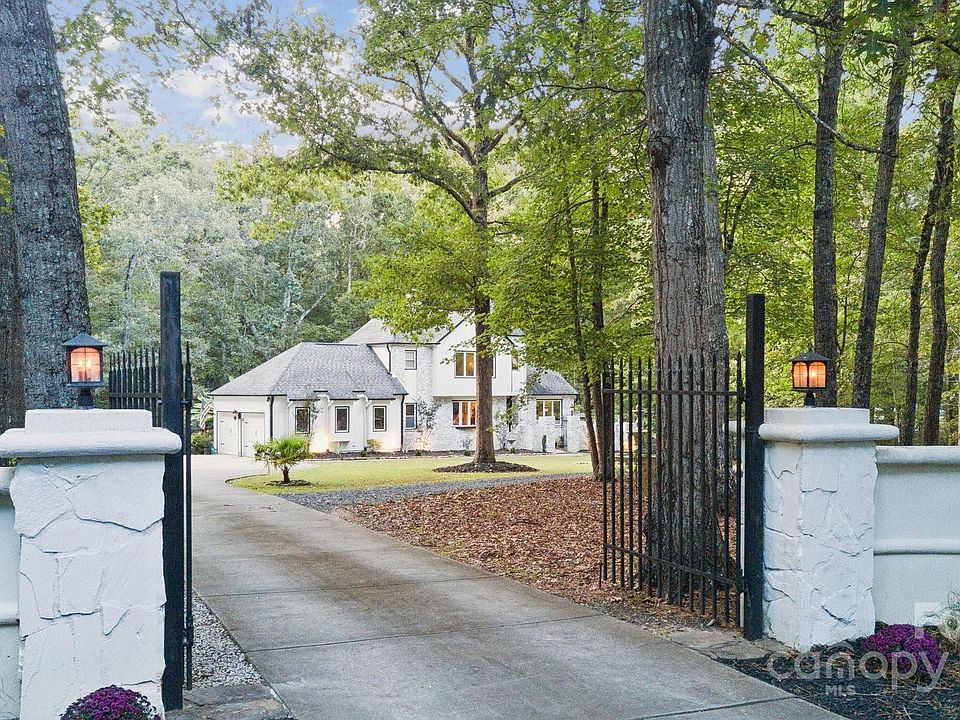 6817 Tree Hill Rd, Matthews, NC 28104 | MLS #4309981 | Zillow