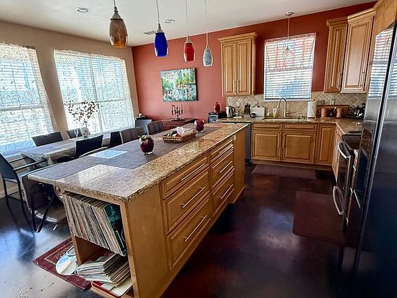 3rd image of 972 Pebble Beach Rd