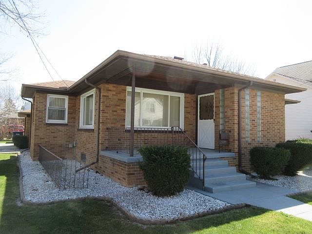 1st image of 610 N Wenona St