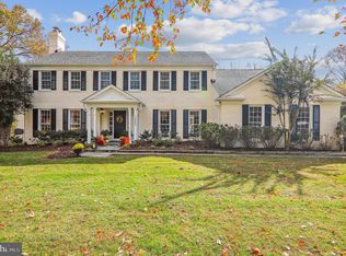 12333 Rivers Edge Dr, Rockville, MD 20854