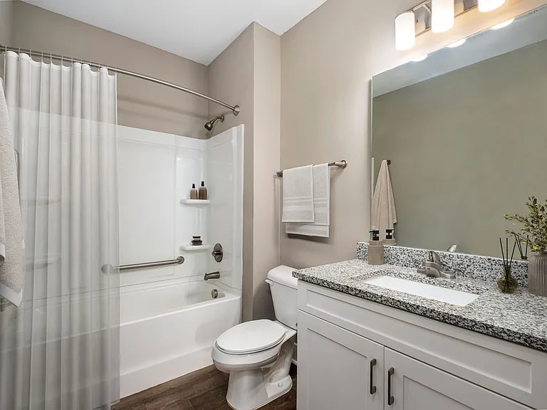 Grand Park Luxury Apartments — Photo 44