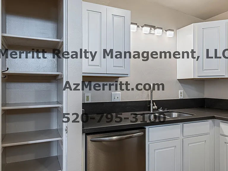 3647 E 2nd St #106 — Photo 13