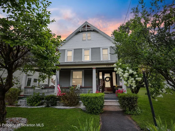 445 Oak St, Scranton, PA 18508