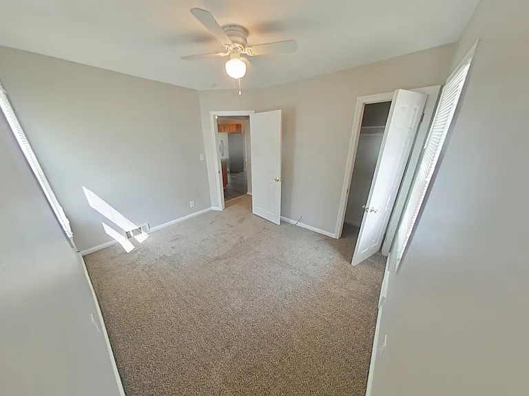 27881 Oneil St — Photo 7