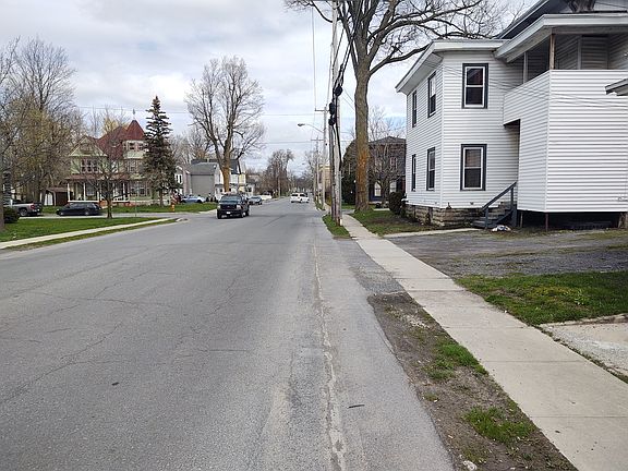 4th image of 513 Holcomb St