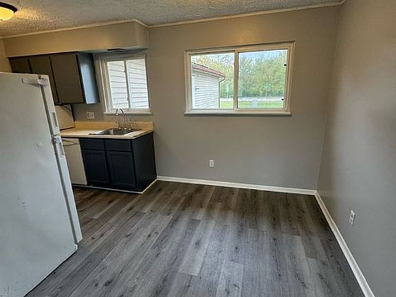 2nd image of 6621 Fairfield Ave #6625