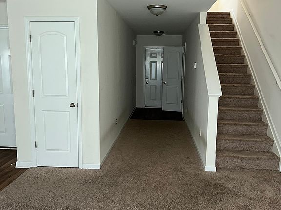 4th image of 603 Deborah Ct