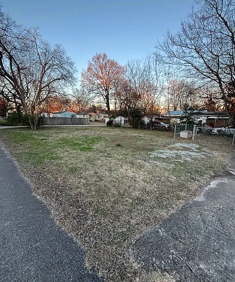 401 McCullough Ave NE — Photo 10