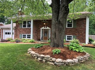 109 Pensive Rd, Clarksville, IN 47129