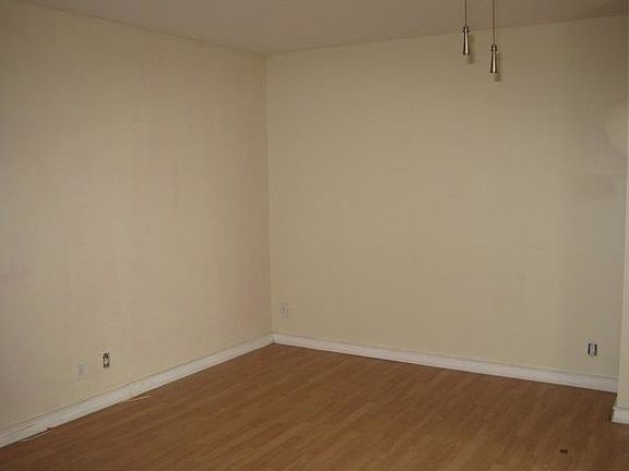 5th image of 20200 W Country Club Dr Ph 18