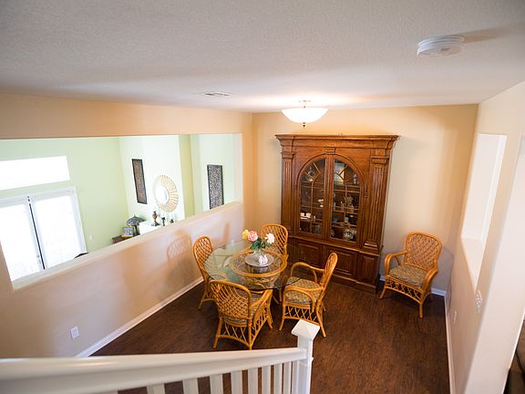 5th image of 780 Tennis Club Ln