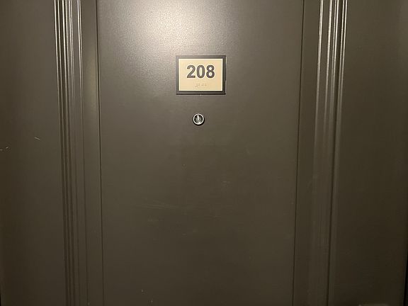 4th image of 733 Broadway APT 208