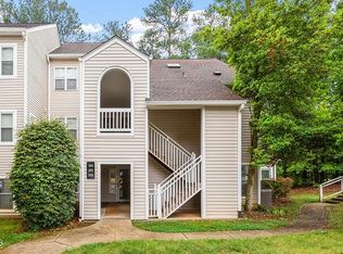 6011 Winterpointe Ln APT 104, Raleigh, NC 27606