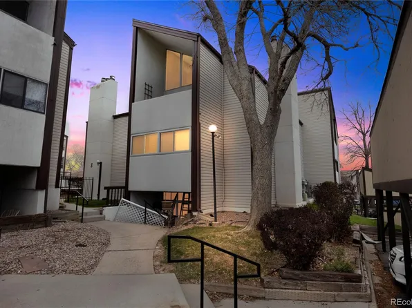 3529 S Fairplay Way #9, Aurora, CO 80014