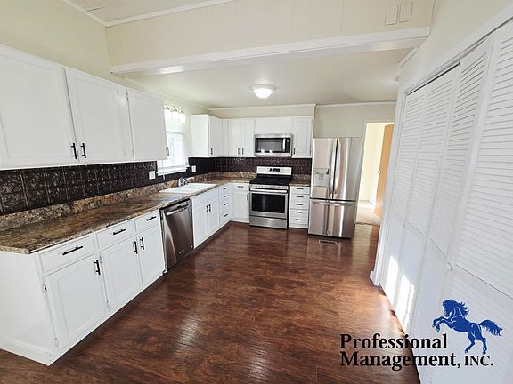 3rd image of 117 Hemlock Dr Trailer 4