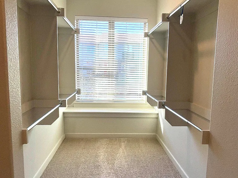 409 Harmon Dr — Photo 18