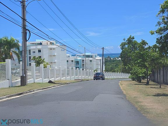 2nd image of 1 Hillside Village Cond Camino Las Picuas #Penthouse 1-c