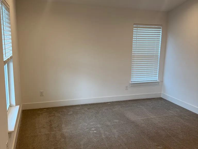 1633 54th Ave N #5 — Photo 39