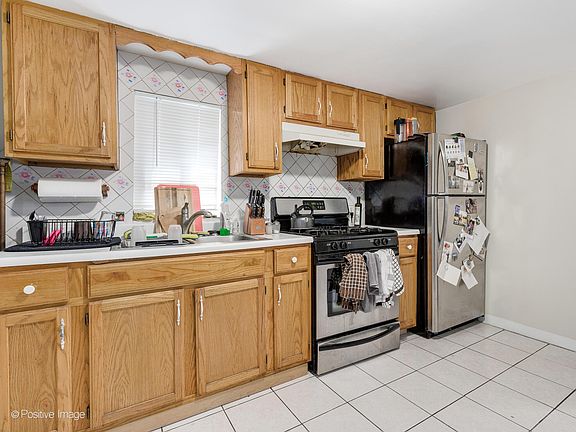 5th image of 4344 N Monticello Ave #1