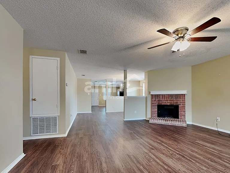 5200 Emmeryville Ln — Photo 8
