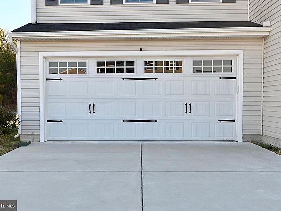 4th image of 110 Mariners Way