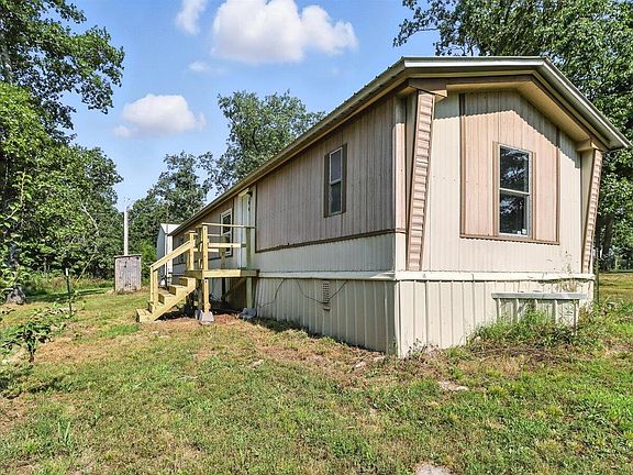 4th image of 2459 Oak Ridge Drive