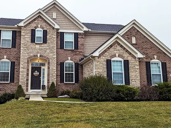 5135 Halifax Dr, Cleves, OH 45002