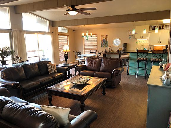 5th image of 414 Dana Ln